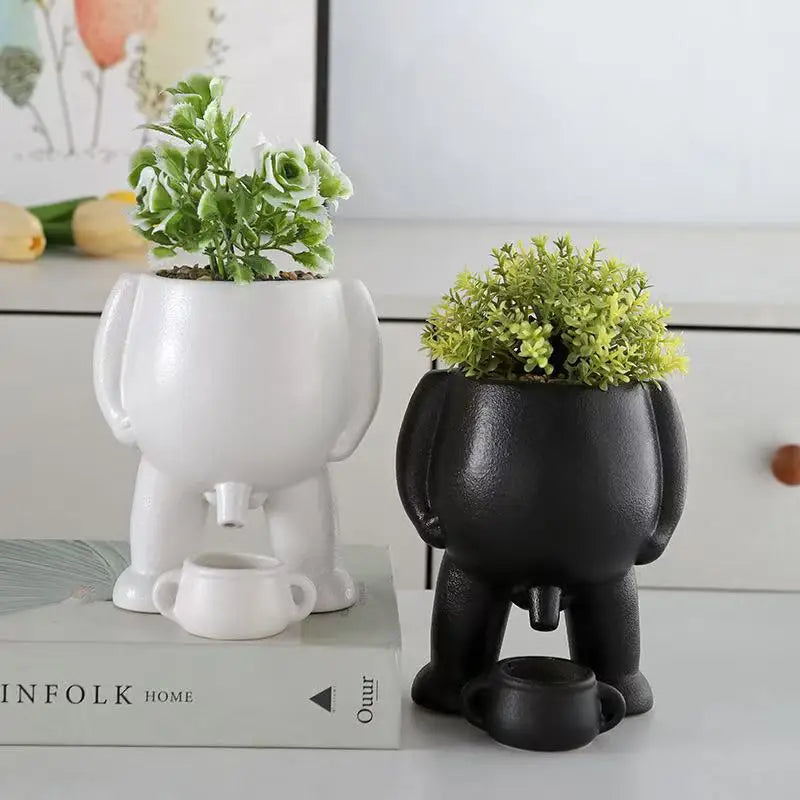Ceramic Peeing Planter Pot