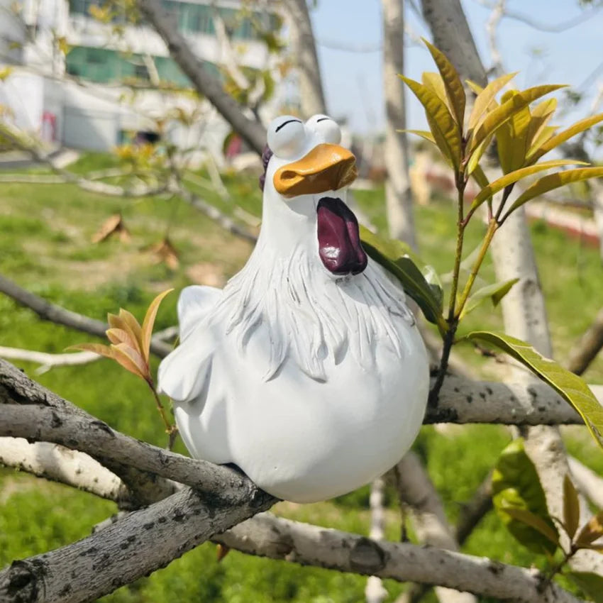 Funny Chicken Fence Décor